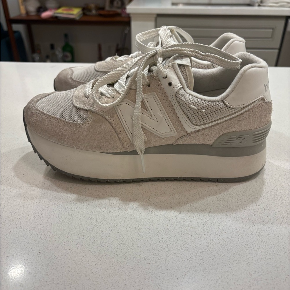 New Balance Women's Cream and Gray Sneakers